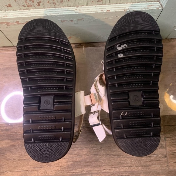 Women’s Mudd white studded platform sandals with buckle strap - Picture 5 of 5